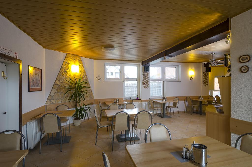 Penzion Globus Cesky Krumlov Exterior photo